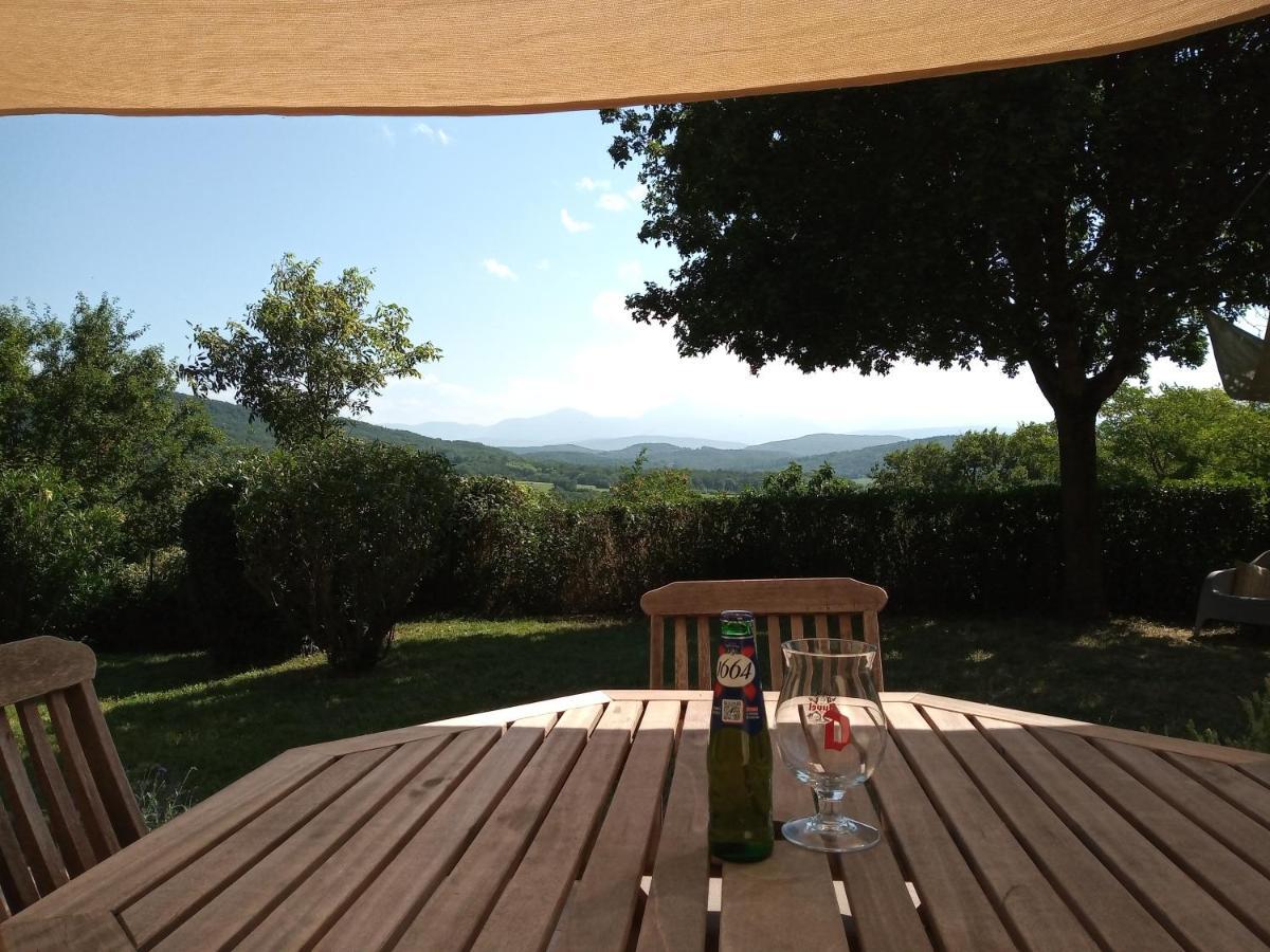 Au Repos Villa Treziers Eksteriør billede